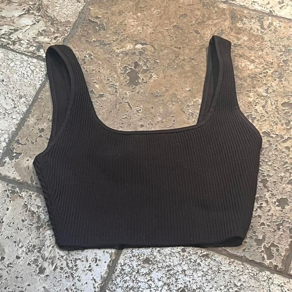 Aritzia Babaton Women's Brown Ribbed Crop-top